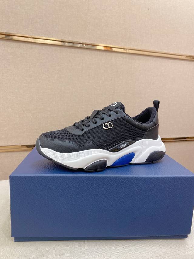 Factory Price Dior D new models are available at the same counter. The upper is