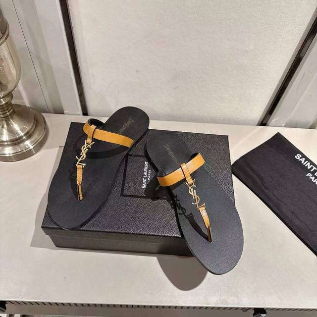 Ysl flip-flops 2025 new version brown patent leather sizes 35-44 35, 43, 44 cust