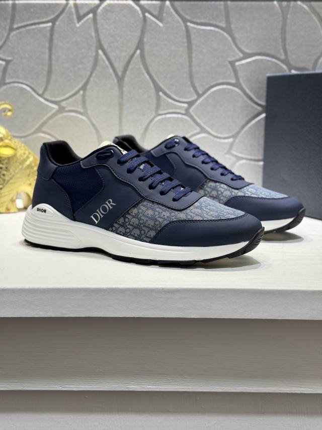Dio* Original quality! Christian Dior's hottest new styles, available now at our