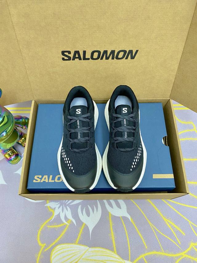 Actual Price: Salomon Aero Glide 3rd Generation Ultralight Outdoor Casual Sports