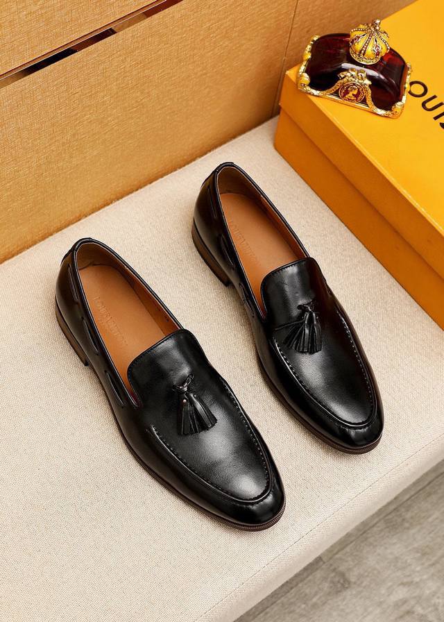 Product Trademark: Louis Vuitton Casual Leather Shoes Standard Sizes: 39-44 45