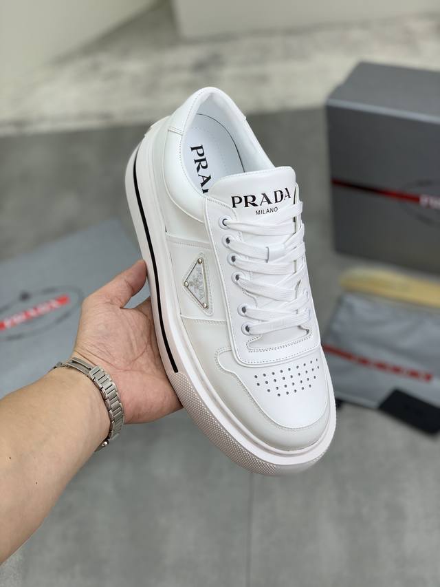 Factory Price P Real Price High-Quality Cowhide Lined Prada New Men's Shoes Off