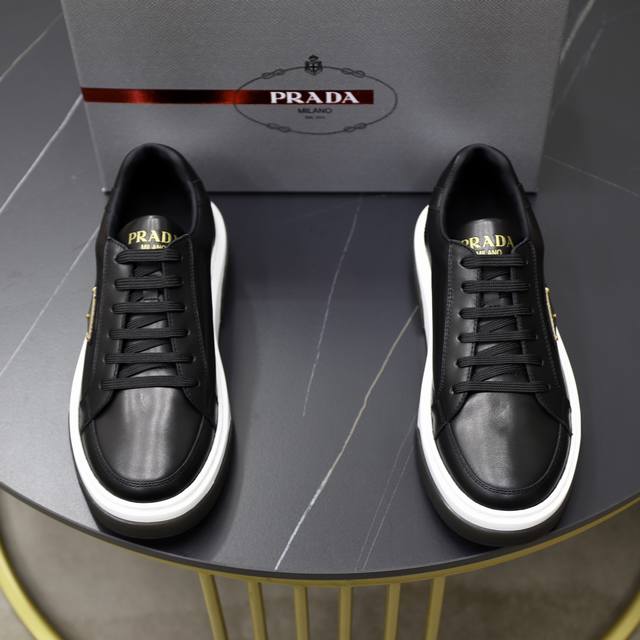 Factory price Pp: Top original Brand: Prada Standard size: Men's size 38 44 45