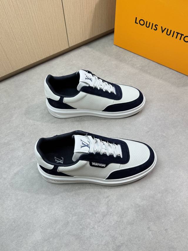 Louis Vuitton - High-end, original casual sneakers - Upper: Nappa calfskin, sued