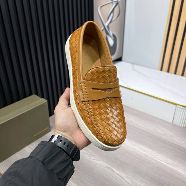 Bv classic handmade men's driving shoes, slip-on shoes, made with imported Itali