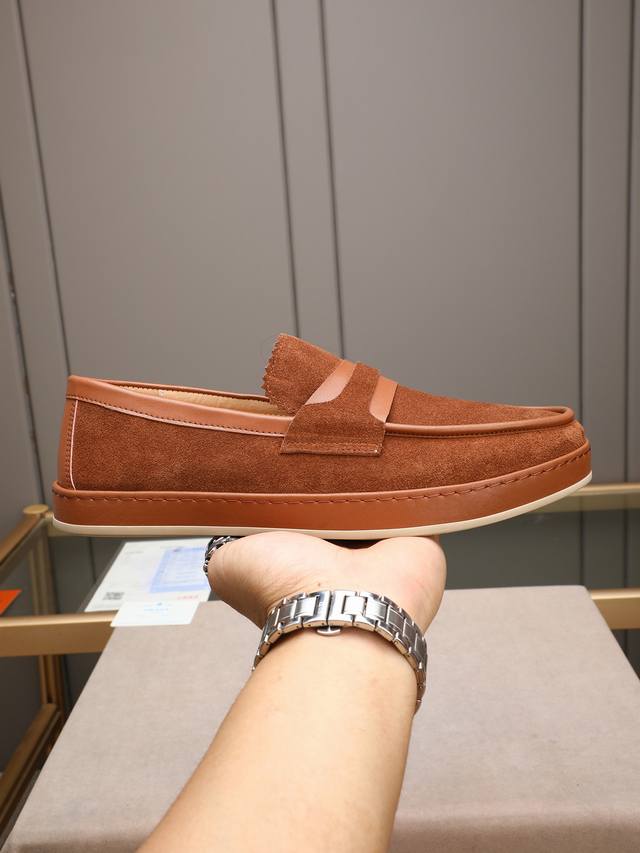 Pp New arrivals! Prada's new arrivals are out! Imported soft cowhide, this styli