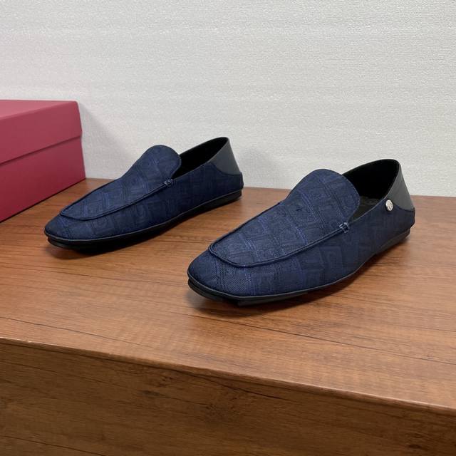 Ferragamo slip-on loafers Authentic Ferragamo style. These driving loafers are m