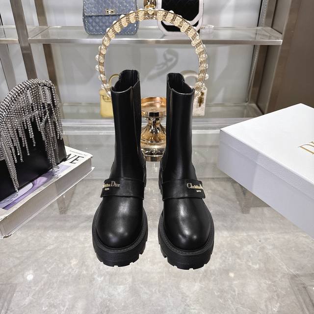 Top-of-the-line Dior 2025 Fall/Winter new D-Quest series punk-style Chelsea stre