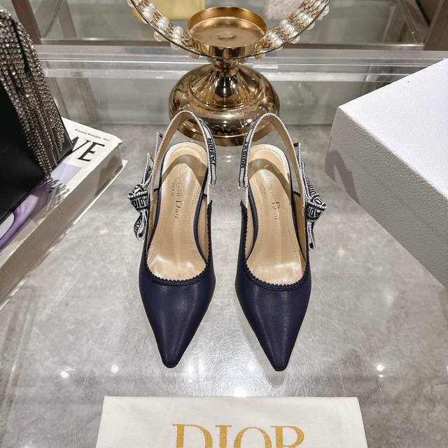 Factory Dior 2025 Spring/Summer catwalk new Bling...Bling... crystal shoes Capt