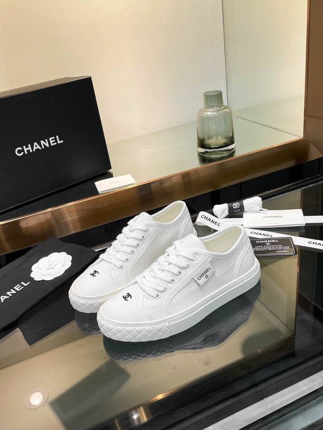 Chanel 2025Sf Chanel's latest and super-popular biscuit shoes are trending on so