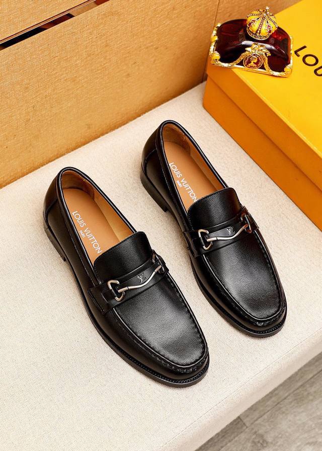 Product trademark: Louis Vuitton casual leather shoes Regular size: 38-44, 45.4