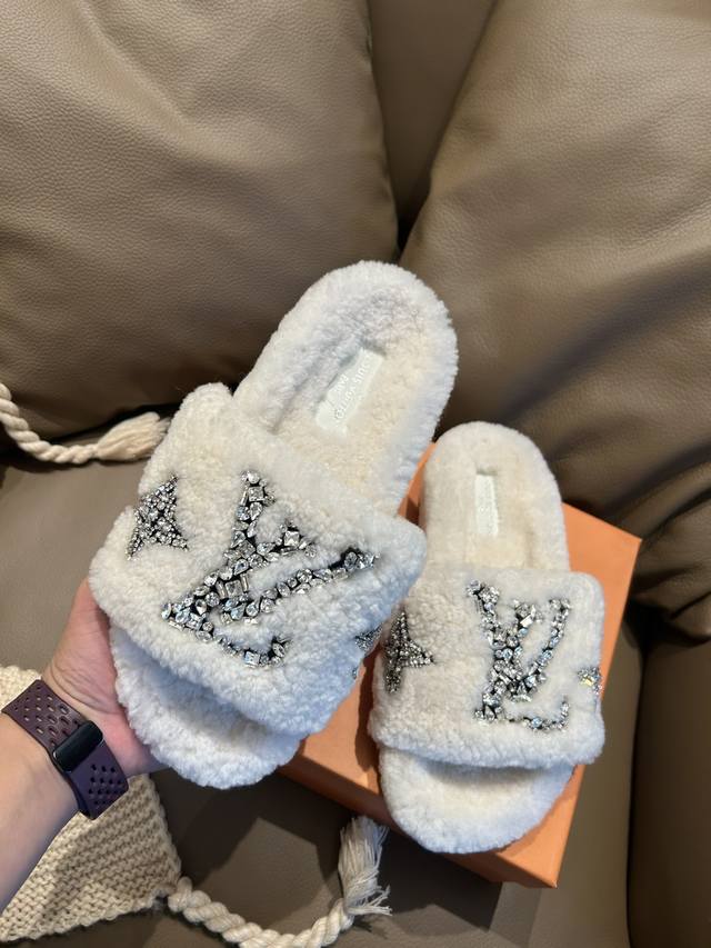 Louis Vuitton, sheepskin and fur slippers, premium Swarovski rhinestones, sheeps