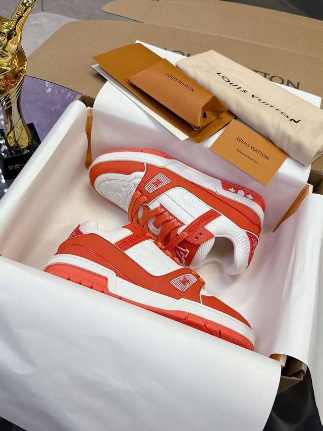 Factory P price P: Louis Vuitton's hot-selling item! Trainer sneakers, a must-ha