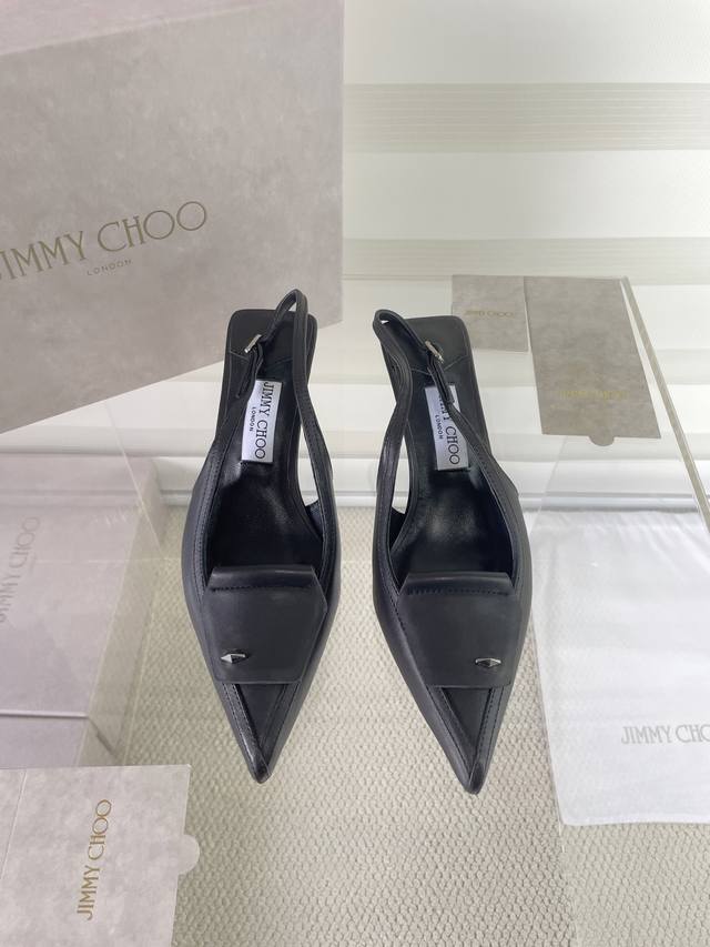 Jimmy Choo 25 new pointed-toe high heels Jc these pointed-toe sandals are so bea