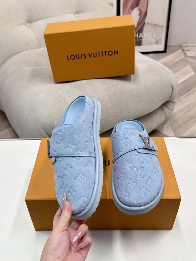 Help! Lv is so good at this pair of Birkenstocks!! The new 25Ss model has me ho
