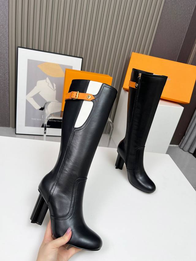 Factory-priced women's clothing and sports shoes, original and available on the