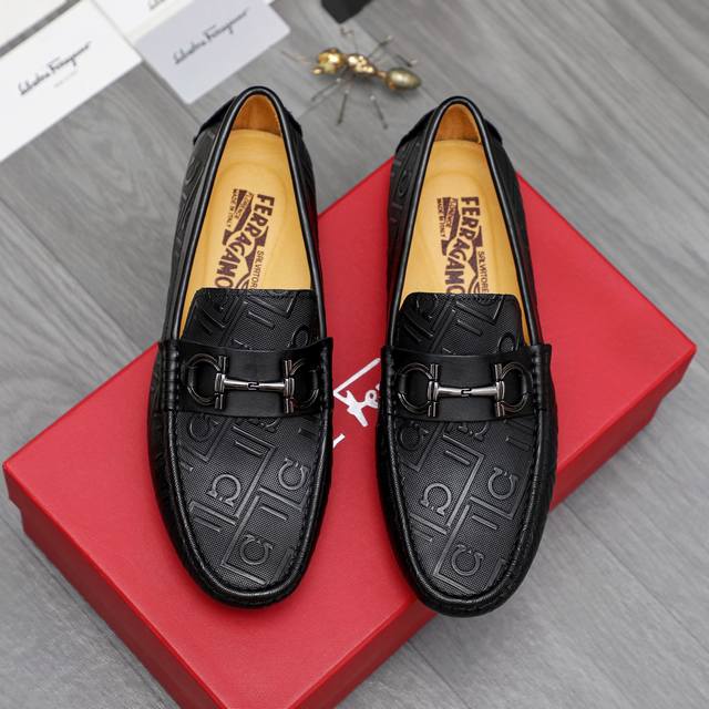 Factory Price Men's Sports Shoes Original Product Brand: Ferragamo Salvatore Fe