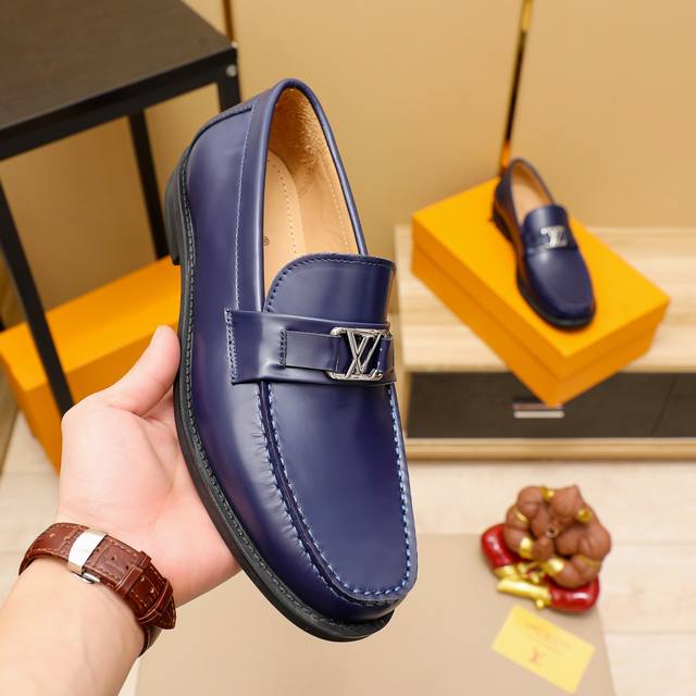 Factory Price Men's Sports Shoes Original Louis Vuitton New Men's Casual Busine