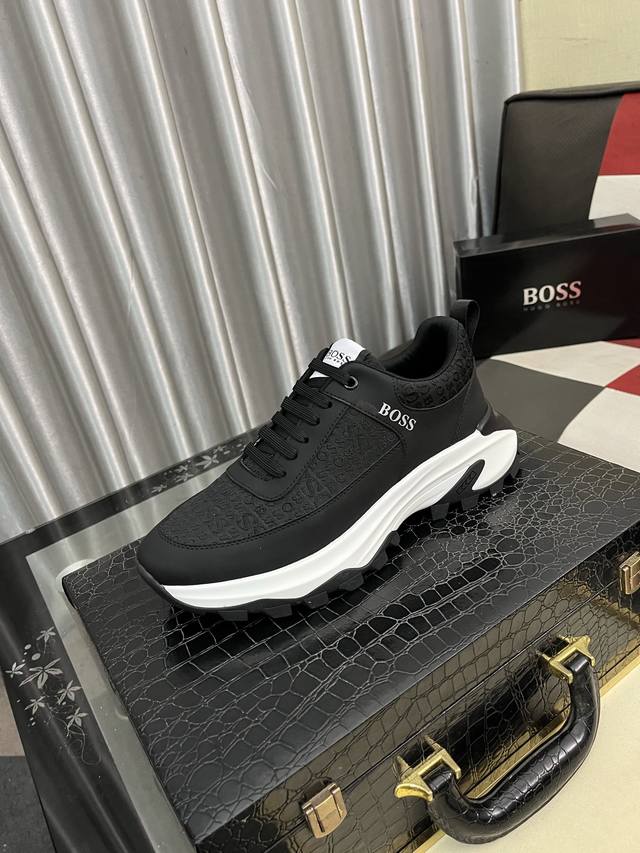 Factory Price Men's Sports Shoes. Original Boos Men's Casual Shoes. Original qu