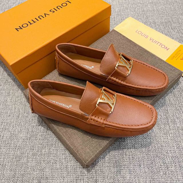 Factory-priced men's sports shoes, new styles from the Louis Vuitton official f