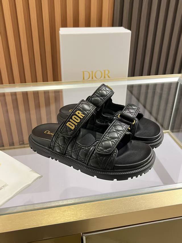 Factory Price. Women's Sports Shoes, Original Dior Classic and Best-Seller Sand