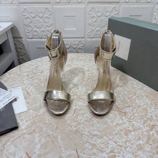 Factory P price women's clothing and women's sports shoes original Tom Ford top