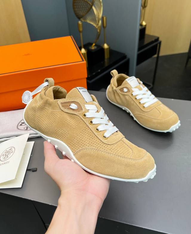 Factory P price women's clothing and women's sports shoes original top version: