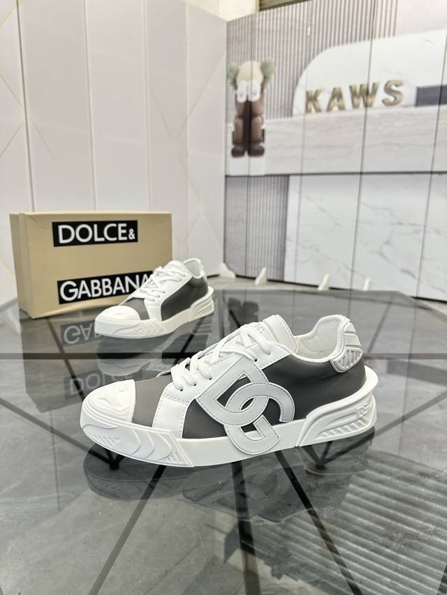 Factory Price Men's Sports Shoes Original Product Brand: Dg* Dolce & Gabbana* L