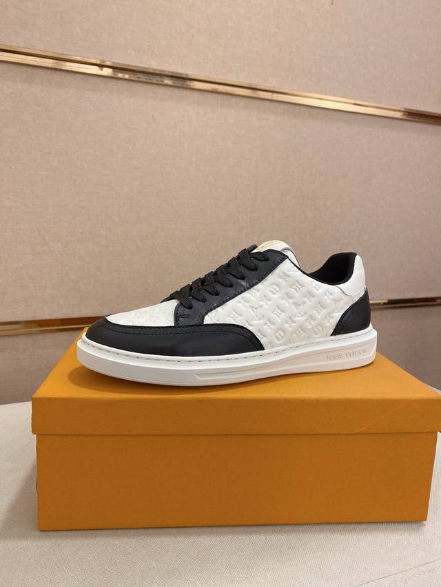 Lv Louis Vuitton. The latest trendy casual shoes, best-sellers in stores, sizes