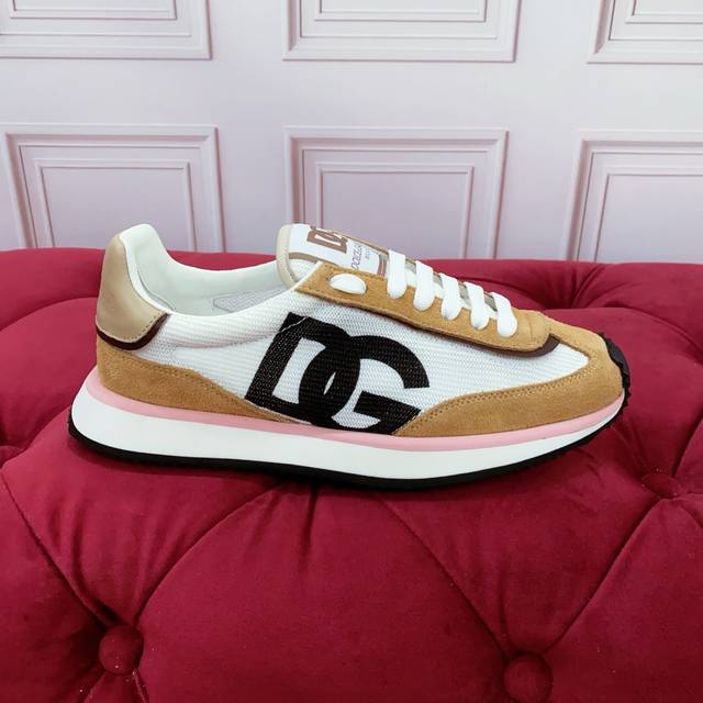 Actual Price: High-end version of the Dolce & Gabbana 2025 new model. After six