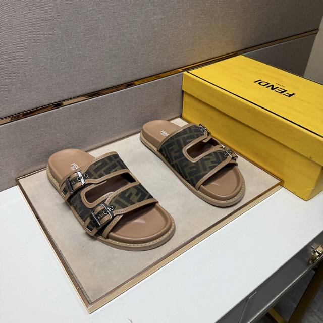 Factory price Pp Fen~ Couples casual slippers 2025Z cabinet simultaneous sale s
