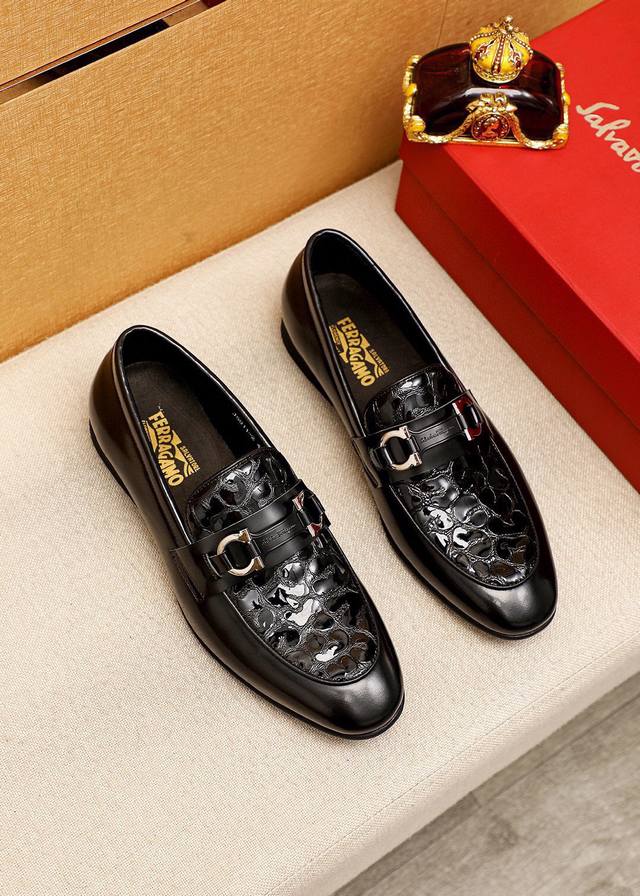 Product Trademark: Ferragamo Casual Leather Shoes Standard Sizes: 39-44, 38.45