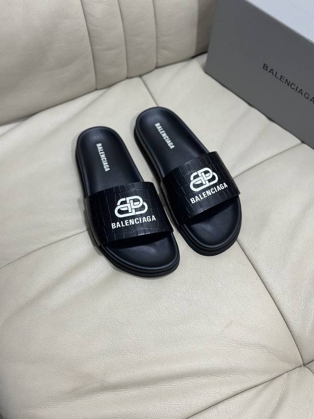 Factory P batch P New Balenciaga slippers are now available. Made with premium,