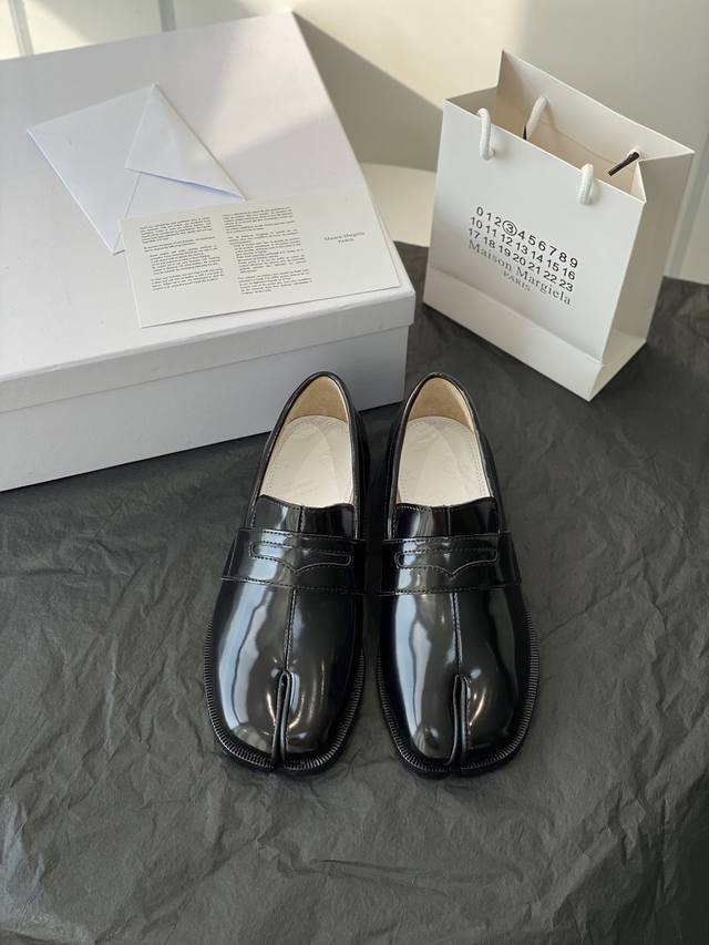 High quality! Maison Margiela Mm6 Tabi split-toe shoes made in Italian vegetabl