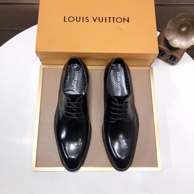 Factory Price Men's Sports Shoes, Original Lv, Original Leather Lining, Lv, Lat
