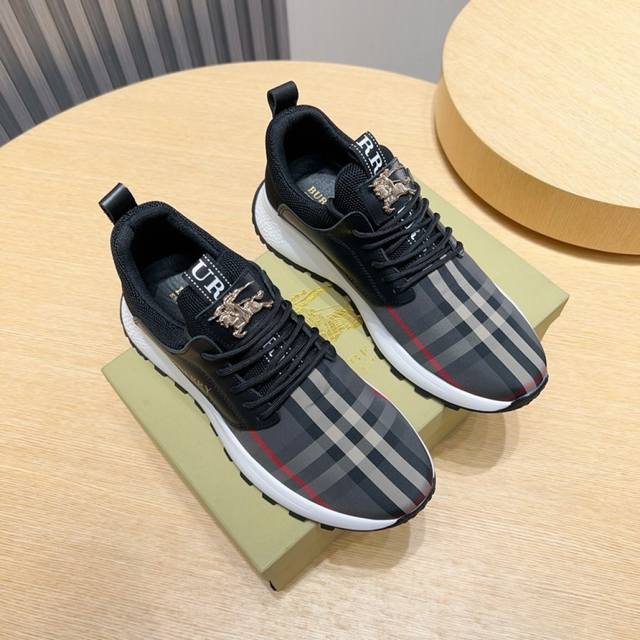 Factory Price Men's Sports Shoes Original Burbdrry Autumn Latest Casual Shoes,