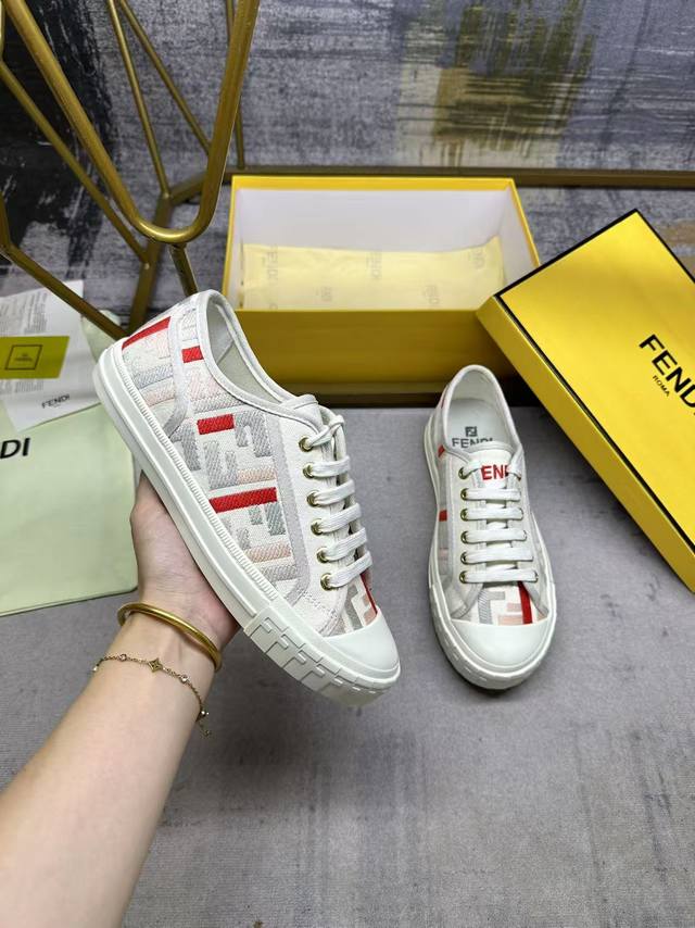 Factory Price Women's Shoes Sports Original Fendi Latest Hot Shot, Domino Serie
