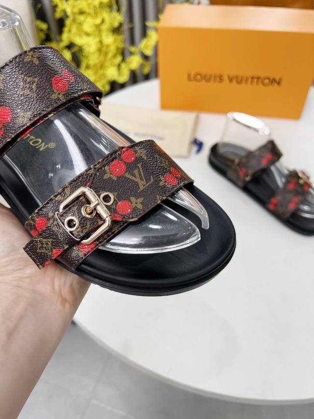Factory-priced women's sports shoes, original Louis Vuitton new slippers are no