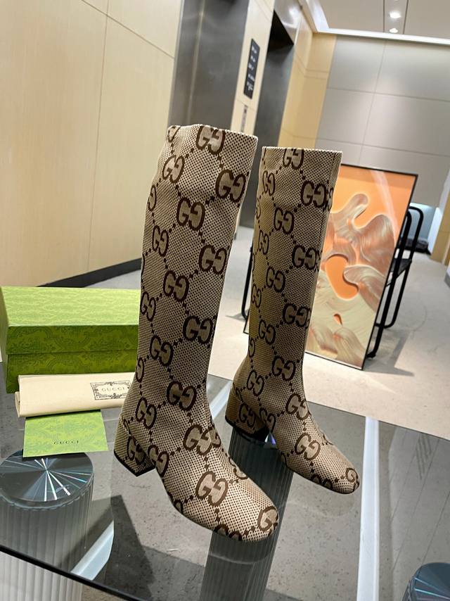 Factory Price Women's Shoes and Sportswear Original Early Fall Gucci New 15-inc
