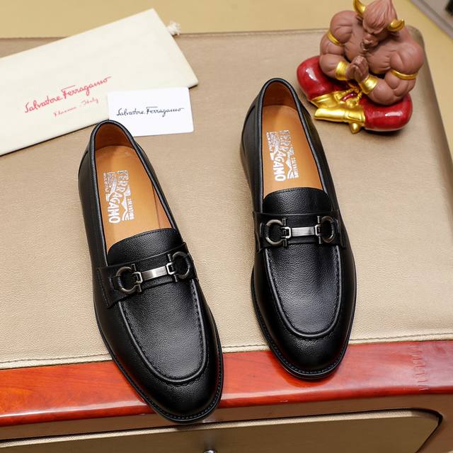Factory Price Men's Shoes, Original Ferragamo Men's Casual Slip-On Shoes, Made