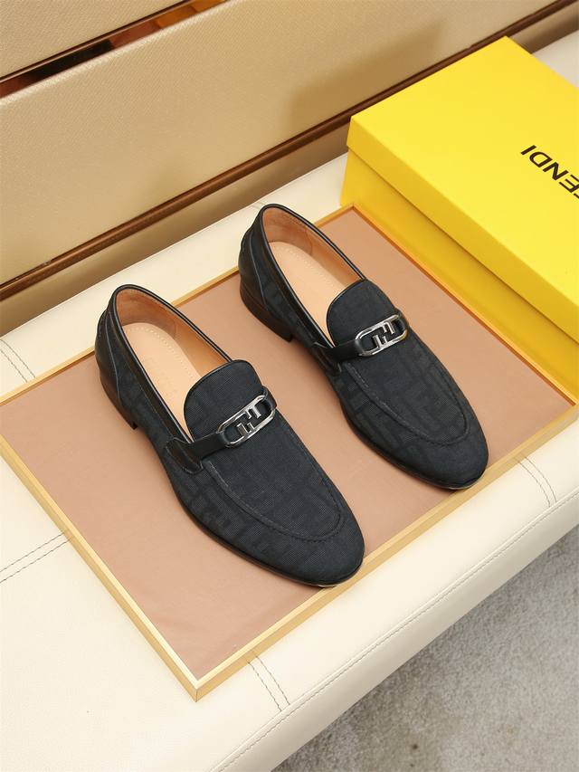 Factory Price Men's Men's Sports Shoes Original Fendi Latest Men's Formal Leath
