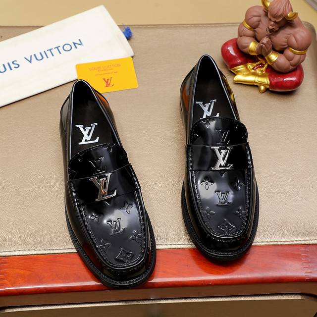 Factory Price Men's Sports Shoes Original Louis Vuitton New Louis Vuitton Men's