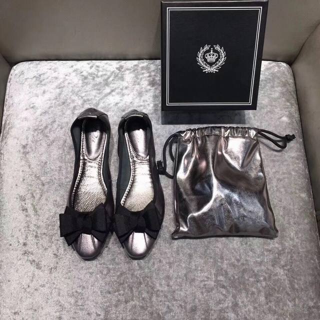 Men's clothing, men's sports shoes, original DDD, Ferragamo fabric is made of mi