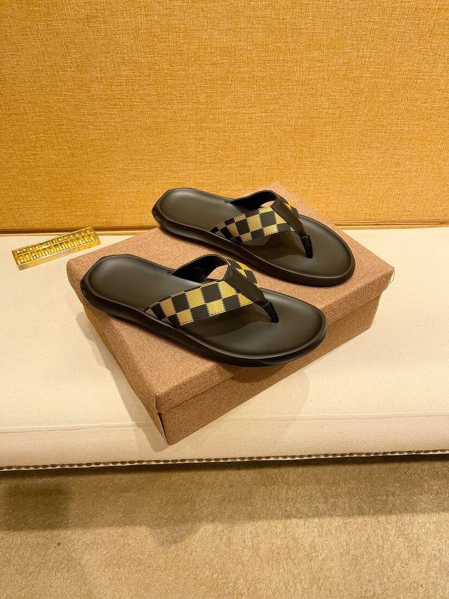 Factory-priced men's sports shoes. The latest masterpiece from the high-end Lv