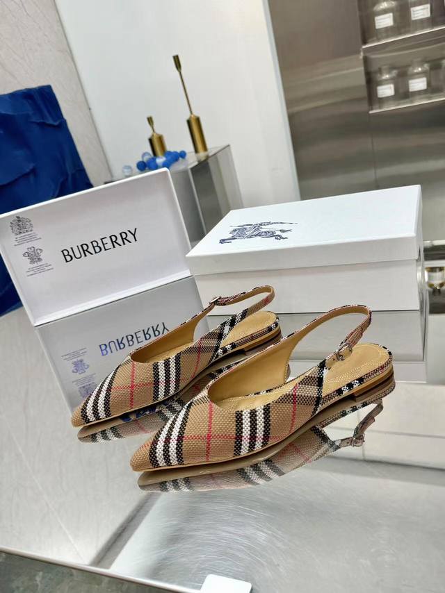 Factory-priced women's sports shoes, original Burberry, new arrivals. Burberry