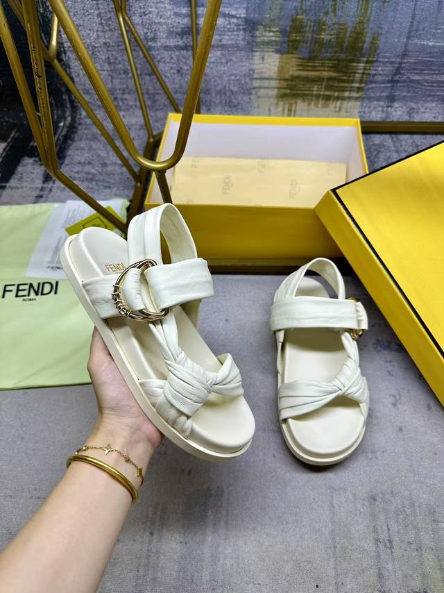 Factory Price Women's Shoes, Original Fendi Latest Padded Double-Strap Flat San