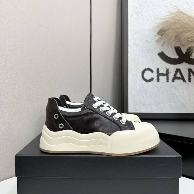 Factory Price Women's Sports Shoes Original Chanel Loafers ~ Original Calfskin