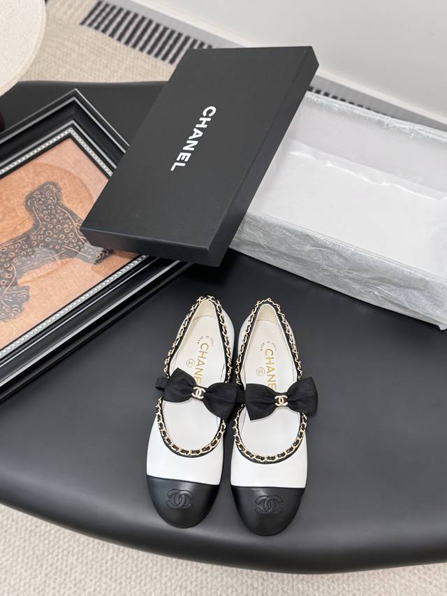 Chanel Xiaoxiang 25 new bow-knot shoes Whether paired with pants or skirts The s