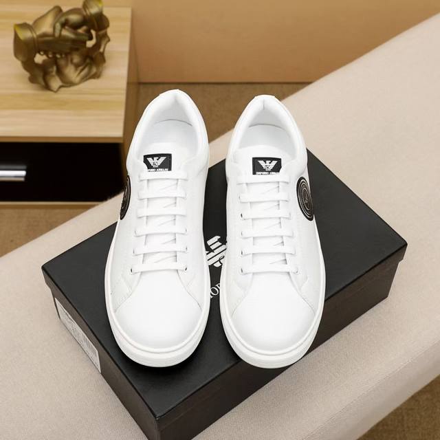 Factory Price: High-quality, original Armani designer shoes with imported Itali