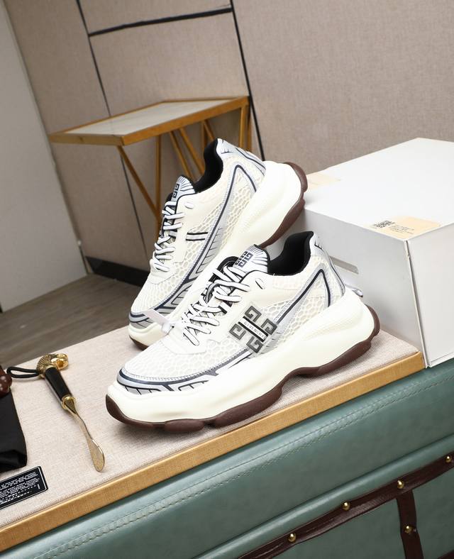 GIVENCHY Everyone gets a pair at the Givenchy counter! Don't miss out! Completel